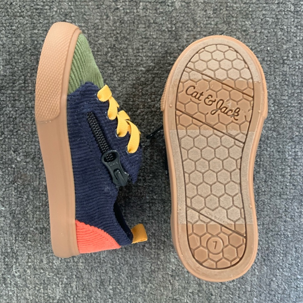 NWOT Toddler Shoes, Corduroy Sneakers